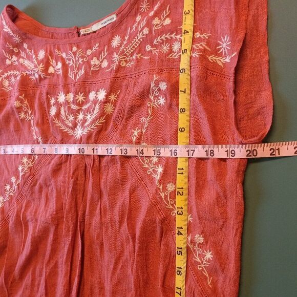 Maurices Lg Floral Embroidered Sleeveless Asymmetrical Hem Lightweight Pink Top - Picture 4 of 6